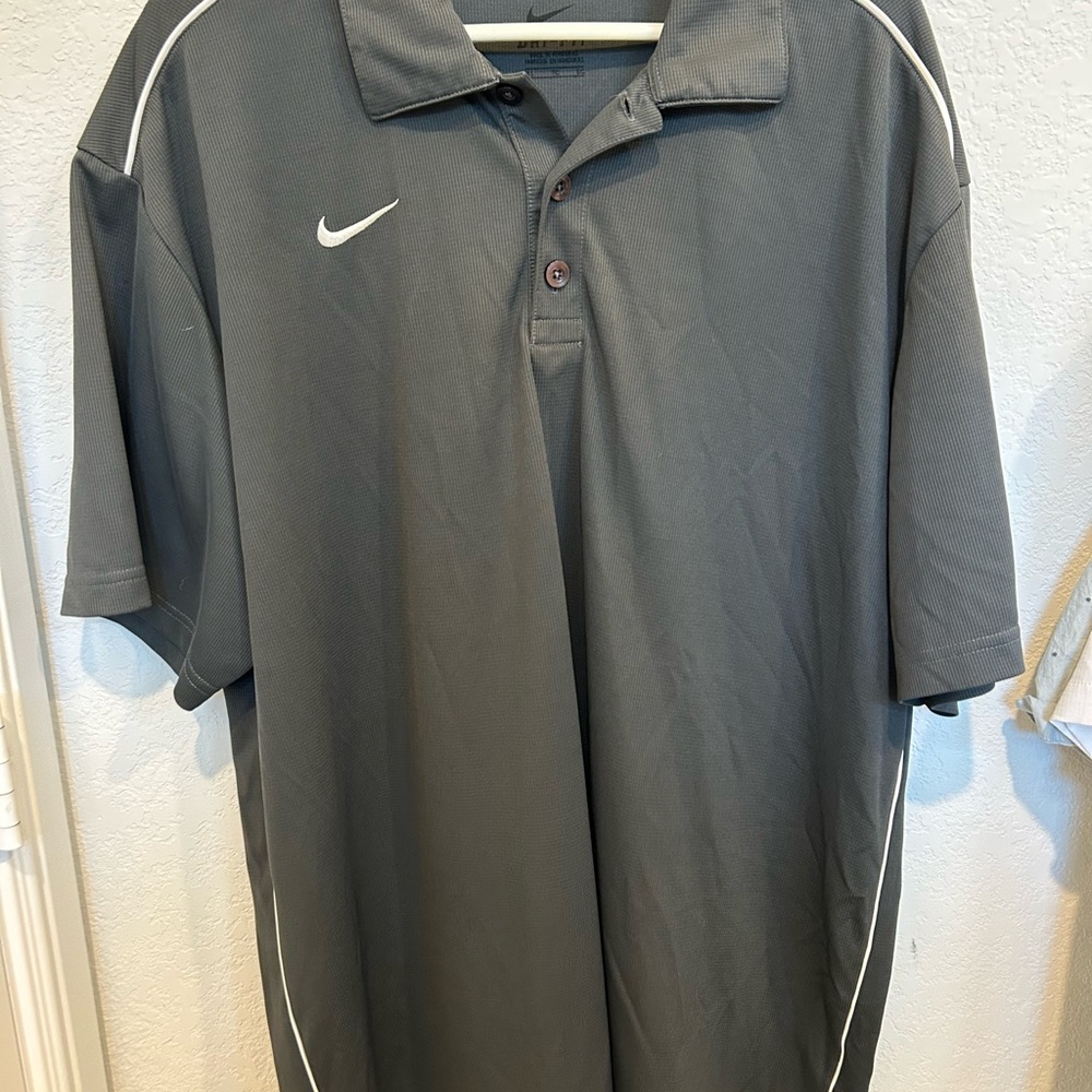 Nike Gray Polo Shirt with Performance Fabric